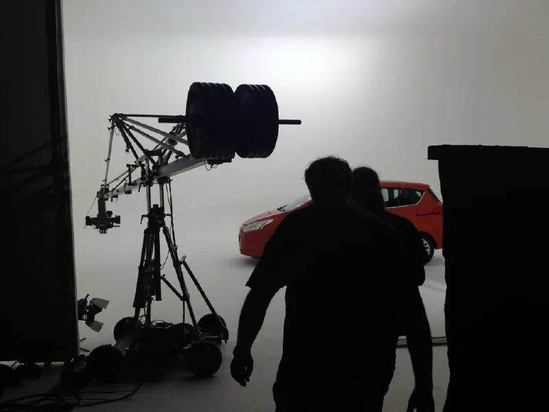 Set mit rotem Auto und Kran